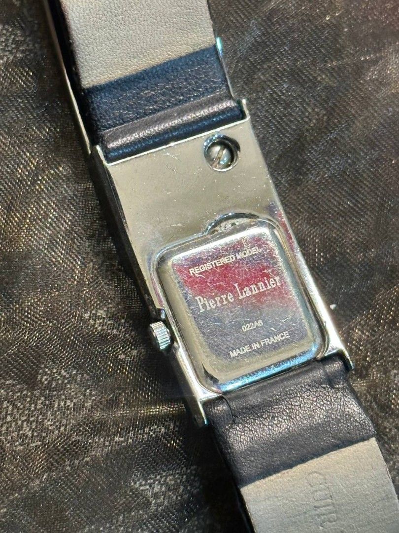 Pierre Lannier Watch (Category: Luxury Watches) located in Quezon City. Submitted by michypeachyy1 (Listing ID 1467102886, Image 3). Description: 1500 plus shipment not working lang need batt replacement.