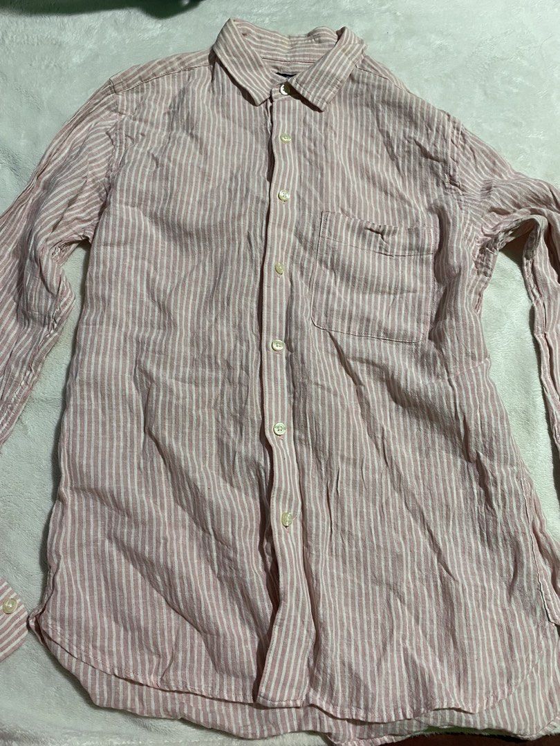 pink and white striped cotton button-down shirt (Category: Longsleeves) located in Balanga. Submitted by cheolchansol (Listing ID 1467118277, Image 1). Description: mop: gcash mod: direct jnt m.