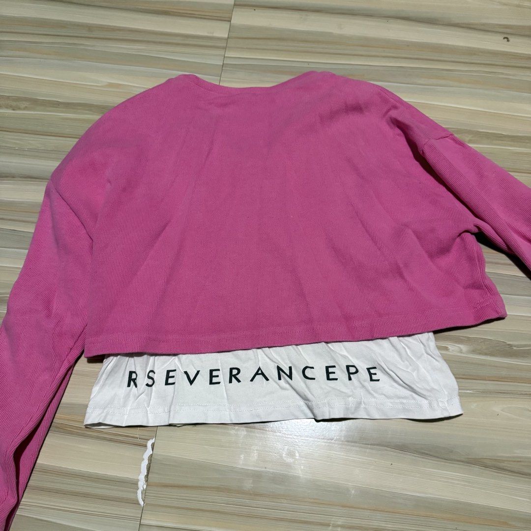 Pink White Layered Long Sleeve Sweater (Category: Coats, Jackets and Outerwear) located in Mabalacat. Submitted by ilovegyu (Listing ID 1467165713, Image 2). Description: - very cute sweater .