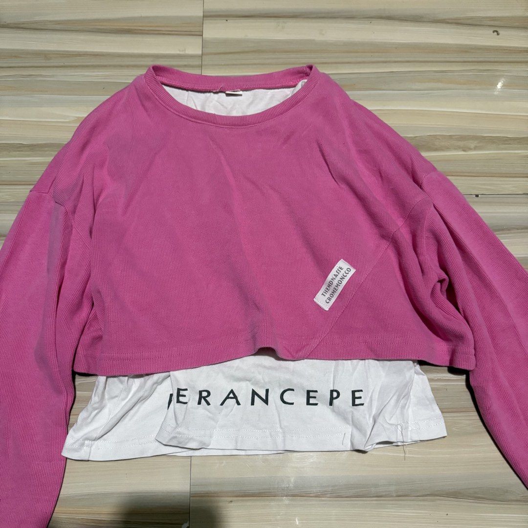 Pink White Layered Long Sleeve Sweater (Category: Coats, Jackets and Outerwear) located in Mabalacat. Submitted by ilovegyu (Listing ID 1467165713, Image 1). Description: - very cute sweater .