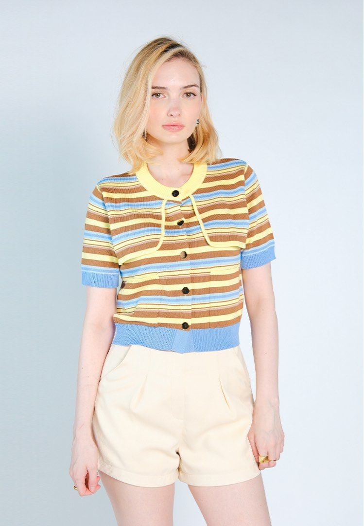 Plains & Prints Knitted Top (Category: Blouses) located in Rizal. Submitted by loved_stuffs_2 (Listing ID 1467050057, Image 1). Description: NO LOW BALLER ‼️ Available unless stated sold Medium on tag.