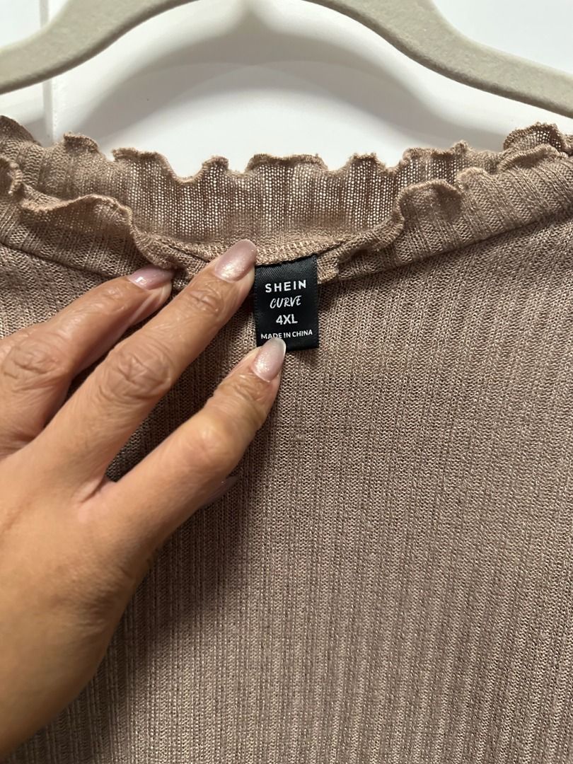 plus size - brown ribbed lettuce edge top (4xl) (Category: Shirts) located in Muntinlupa City. Submitted by hello.fran (Listing ID 1467142839, Image 2). Description: 👗 about the item: - material: comfortable ribbed knit - details: chic lettuce trim on neckline, sleeves, and hem ✨ reason for selling: decluttering! just clearing out space in my closet. 💵 mode of payment: maribank/bpi/gcash 📦 shipping: j&t or lalamove (buyer shoulders fee).