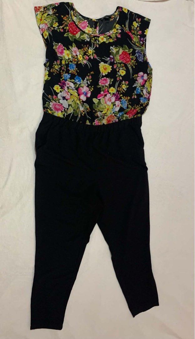 Plus size dresses or OOTD (Category: Dresses) located in Davao. Submitted by mj_2021 (Listing ID 1467075038, Image 2). Description: Buy All for 500 Plus size Floral Dress Take all for ₱500 1. Floral dress (Marks & Spencer) size: 44-46 inches bustline 2. Forever21 Floral jumpsuit size: 44-46 inches bustline 3. Pink chevron formal dress size: 44-46 inches bustlin.