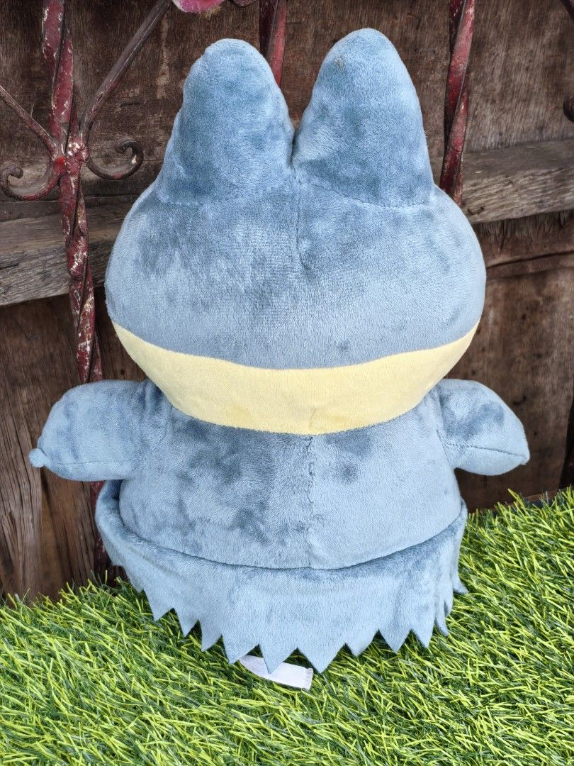 Pokemon Munchlax plush soft toy 3rd Round 30cm (Category: Plushies & Soft Toys) located in Paranaque City. Submitted by furugiyafinds (Listing ID 1467009921, Image 2). Description: - Official 3rd Round Munchlax plush toy with back tag (Made in China) - Classic design: Blue body, yellow belly, back stripe, and embroidered white eyes, teeth, and claws - Material: Ultra-soft fabric with standard plush stuffing - Perfect addition or gift for any Poké