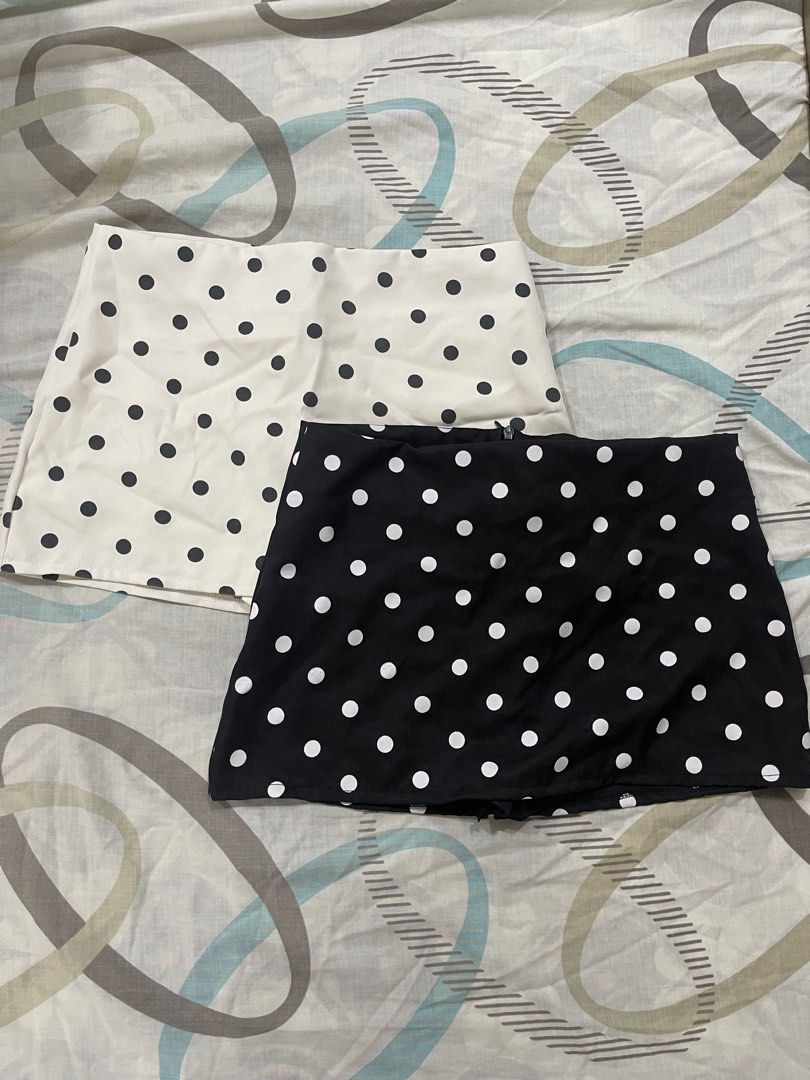 Polka Dot Skirt (Category: Skirts) located in Quezon City. Submitted by sjlaguatan (Listing ID 1467160529, Image 1). Description: - Best fit for XS to Small - Stylish front skirt look with comfortable built-in shorts underneath - Convenient back zipper closure on both pieces - Fun and trendy retro pattern - Perfect for casual outings and daily wear - Php 380 each.