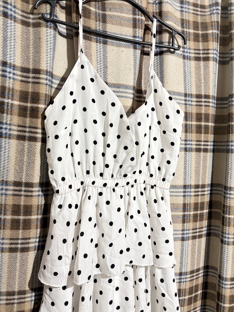 Polka Ruffle Dress (Category: Dresses) located in Minalin. Submitted by warmmountain.21c981 (Listing ID 1466978641, Image 2). Description: Free Size Long Dress Perfect for coffee dates!.