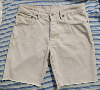 (Category: ) located in . Submitted by tripthrift2026 (Listing ID 1467076737, Image 1). Description: .