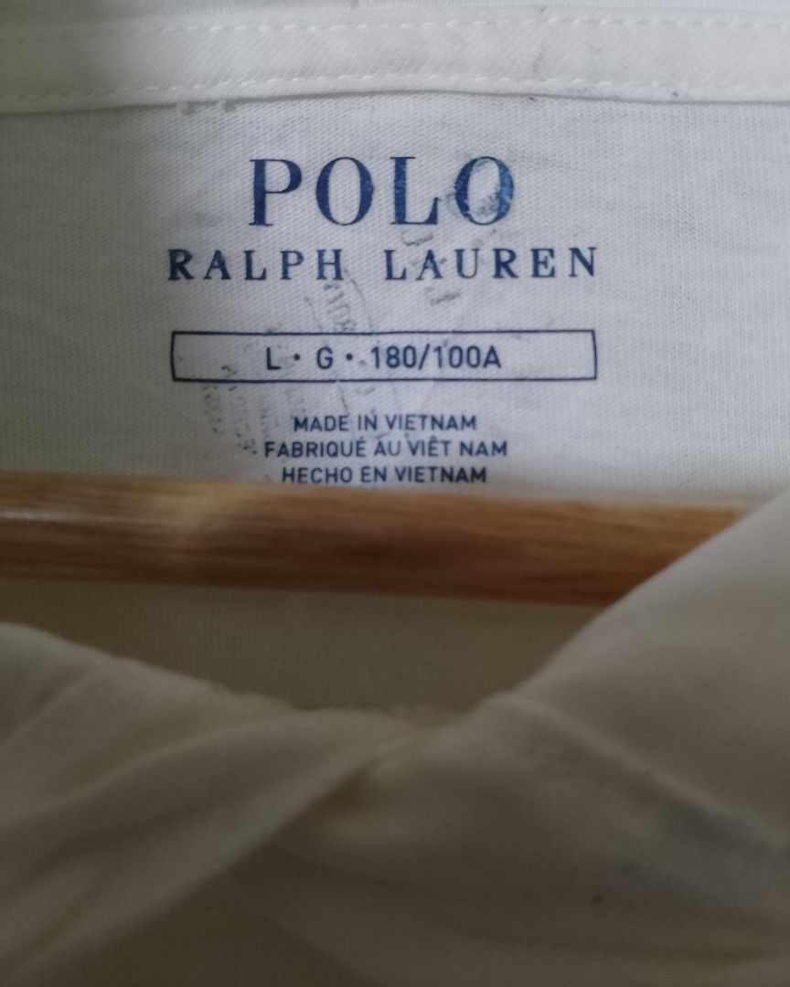 Polo RL (Category: Hoodies) located in Iligan City. Submitted by jh_pr0 (Listing ID 1467092642, Image 2). Description: Polo RL Good as new Dimes: 23x30 Color rate: 10/10 No issue Mine: 850+sf.