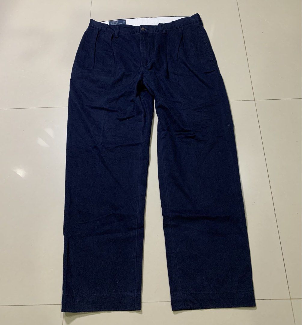 POLO RL chino pants (Category: Chinos) located in Molave. Submitted by mysticbird_38213e (Listing ID 1467065506, Image 1). Description: AS NEW condition need wash only Authentic Maganda pa po.