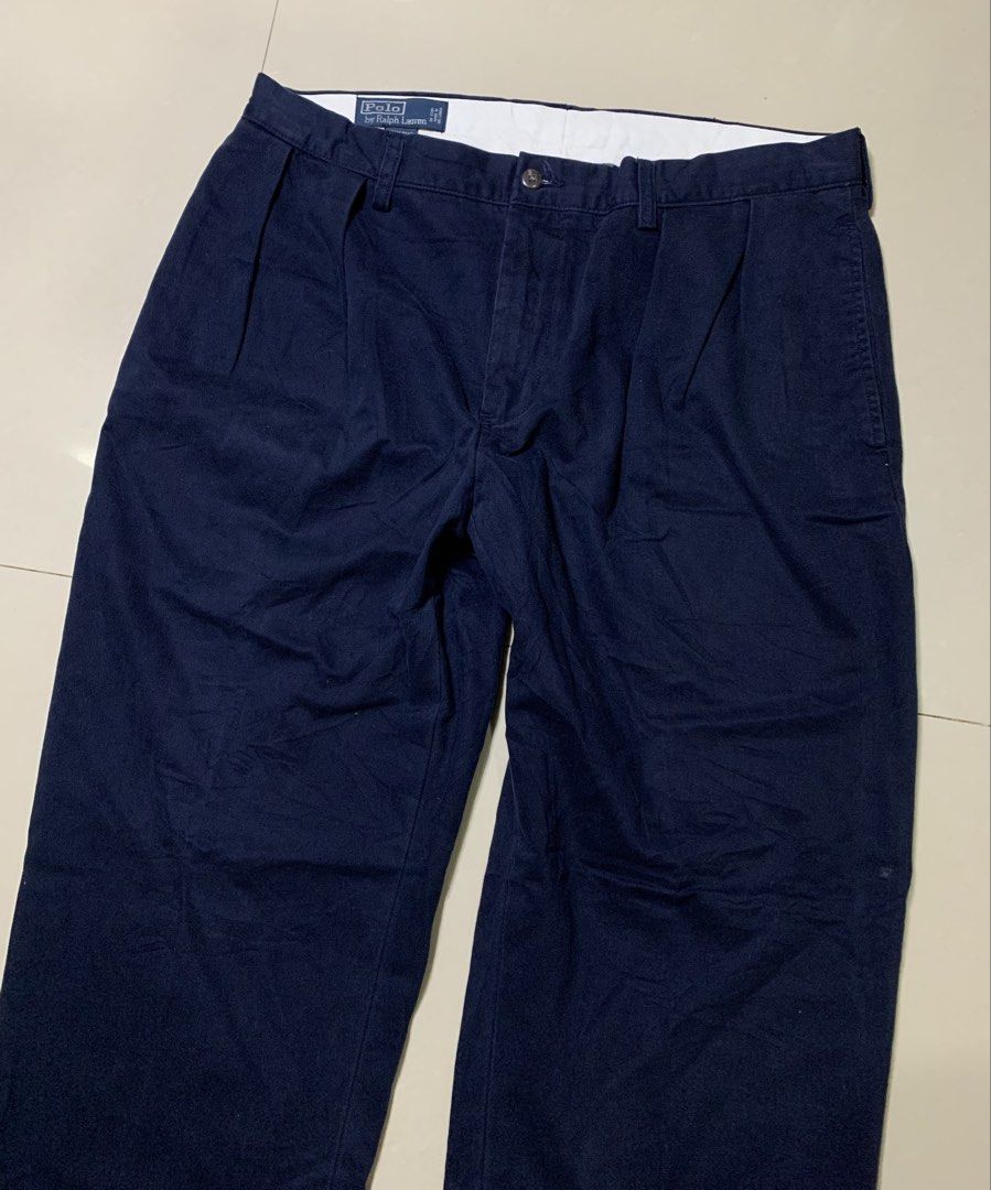 POLO RL chino pants (Category: Chinos) located in Molave. Submitted by mysticbird_38213e (Listing ID 1467065506, Image 3). Description: AS NEW condition need wash only Authentic Maganda pa po.