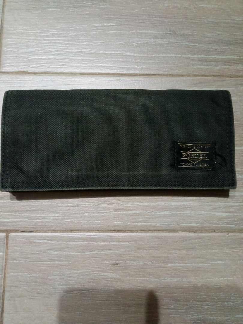 Porter (Category: Luxury Bags & Wallets) located in Makati City. Submitted by unloadealr (Listing ID 1467140658, Image 1). Description: .