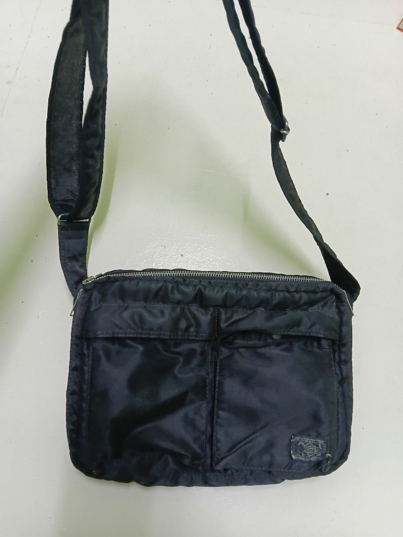 Porter Tanker Black Crossbody Bag (Category: Sling Bags) located in Manila. Submitted by daphnefinds1 (Listing ID 1467102787, Image 1). Description: sira zipper.