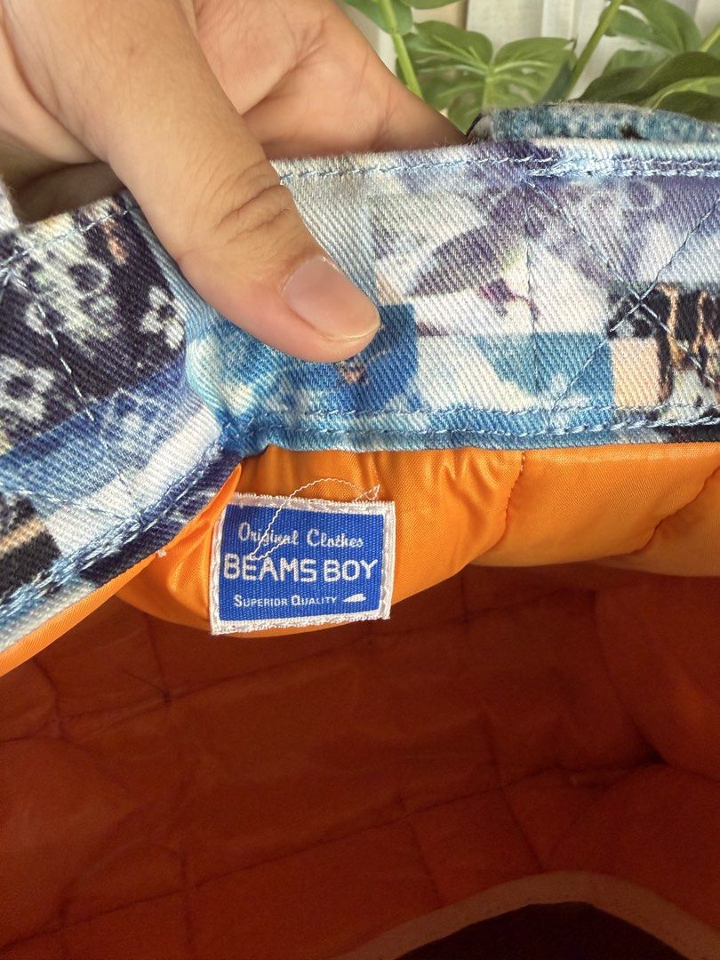 Porter x Beams Handbag (Category: Luxury Bags & Wallets) located in Baler. Submitted by waikikisurfer (Listing ID 1467117831, Image 3). Description: Porter x Beams Handbag Small to Medium in Size No flaws, good condition Japan Sourced Actual photos and condition posted Offer your price for sure buyer 💰.