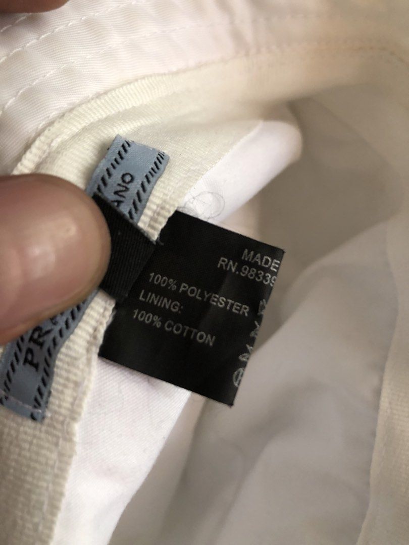 Prada bucket hat (Category: Luxury Accessories) located in Daraga. Submitted by koko1630 (Listing ID 1466994050, Image 3). Description: Prada bucket hat Size medium Good as new .