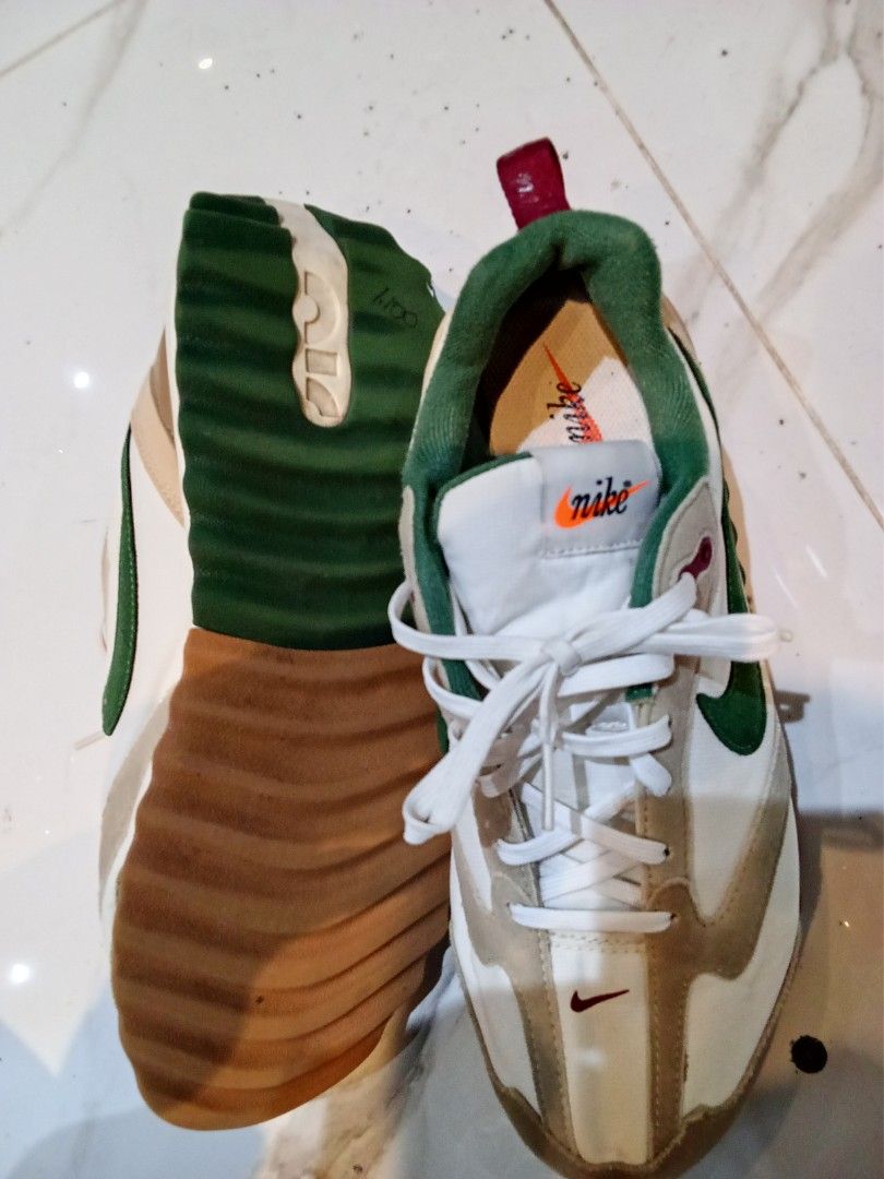 Pre -loved (Category: Sneakers & Footwear) located in Malabon City. Submitted by wisewater.1dcd47 (Listing ID 1466993938, Image 2). Description: .