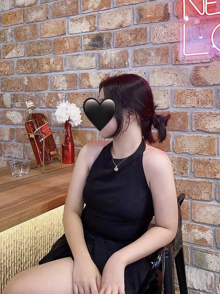 (Pre-Loved) Black Backless Romper (Category: Rompers) located in Quezon City. Submitted by ilyoongiii (Listing ID 1467085354, Image 2). Description: - pay as you order (listed price + delivery fee) - used a couple of times only. - Size: Medium .
