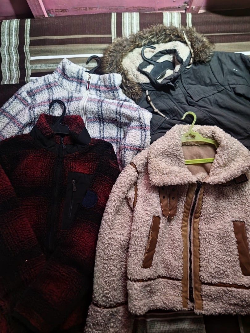 Pre-loved branded jackets (Category: Coats, Jackets and Outerwear) located in Manila. Submitted by zentenju (Listing ID 1467038755, Image 2). Description: ​1. Eddie Bauer Superior Down Parka ​Eddie Bauer Superior Down Parka ​Category: Unisex / Oversized ​Condition: Lightly used / Well-kept (wore a few times only) ​Details: Heavy-duty down insulation with a faux-fur trimmed hood. Warm, plush, and clean. Perfect for overseas trips or winter travel.
