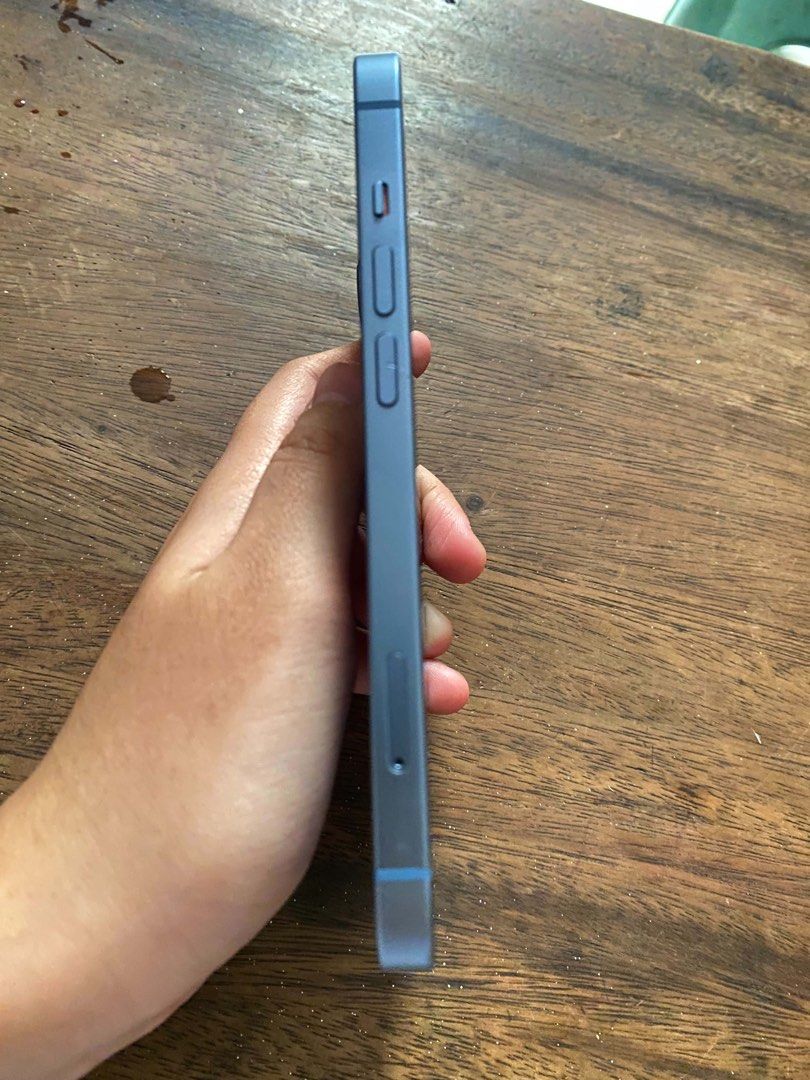 Preloved Iphone 14 (Category: iPhone 14 Series) located in Quezon City. Submitted by monasa (Listing ID 1466988993, Image 3). Description: iphone 14 128gb blue color.