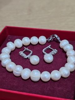 (Category: ) located in . Submitted by smart_shoppers_ville (Listing ID 1466984320, Image 1). Description: .
