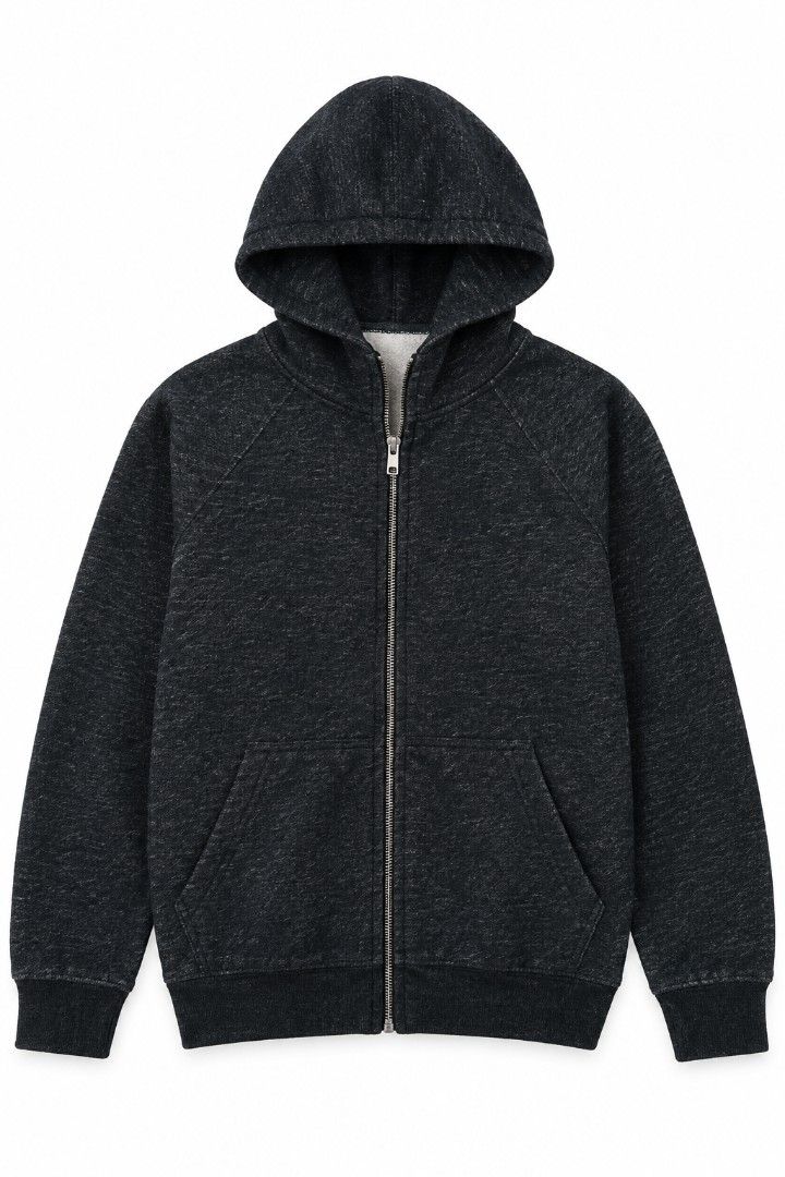 Premium Essentials Black Zip-Up Hoodie Size S (Category: Hoodies) located in Manila. Submitted by vastgem_635c8e (Listing ID 1467093701, Image 1). Description: PAUNAHAN MGA TOLL, ESSENTIALS TO MGA GUYS! MINE NALANG. KUNG EINO MAUNA SAKNIYA NA - Brand: Premium Essentials - Color: Black Heather - Size: Small - Soft fleece lining for extra warmth - Full metal zipper closure - Two convenient front pockets - Ribbed cuffs and hem - Clean, easy-to-match