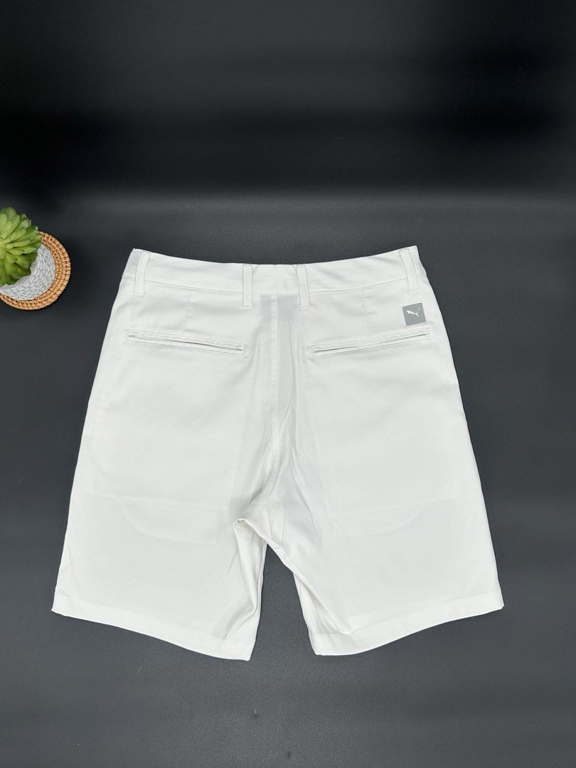 Puma Golf Shorts (Category: Activewear) located in Baguio. Submitted by .daryl (Listing ID 1467077537, Image 2). Description: 28 waist 17 length 9.5 leg opening .