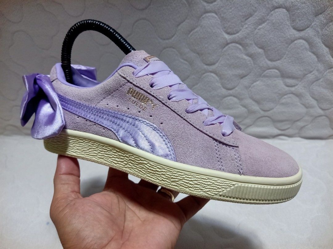 Puma suede bow (Category: Sneakers) located in Mandaue City. Submitted by ungria_urban_treasures (Listing ID 1467010848, Image 2). Description: ORIGINAL 💯 SECONDHAND 👟 CLICK THE PICTURE FOR DETAILS CAN SHIP NATIONWIDE PAYMENT FIRST KUNG SHIPPING PARA PANATAG KAYU PWEDE VIDEO CALL OR VOUCH NYU PO AKU 📌 PERO PWEDE COD KUNG CEBU AREA MESSAGE ME FOR MORE DETAILS 😊🙏.