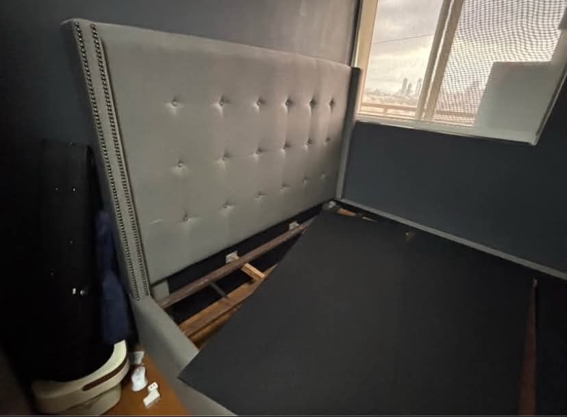 Queen bed (Category: Bed Frames & Mattresses) located in Manila. Submitted by warmcrystal_e4d342 (Listing ID 1467092192, Image 3). Description: Queen bed solid condition.