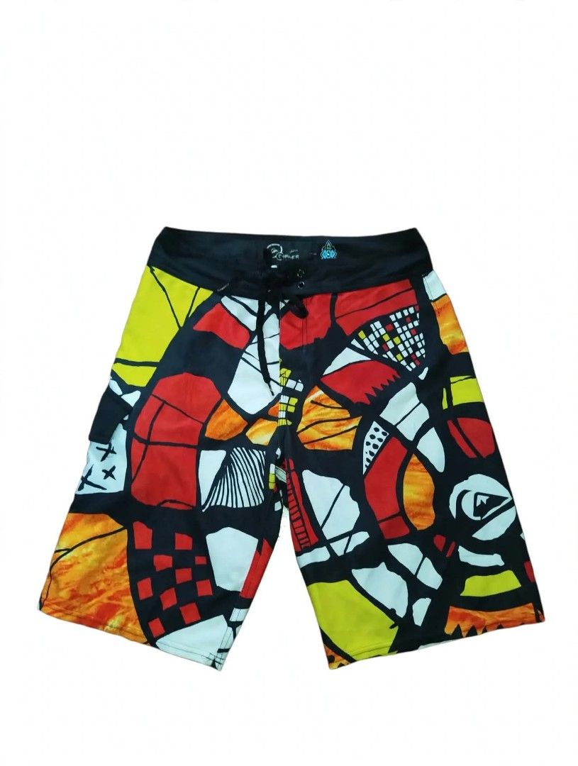 Quick selver board short (Category: Shorts) located in Cadiz. Submitted by lyle_ejes0120 (Listing ID 1466996822, Image 2). Description: Quick selver shorts Length 21 Waistline 30/32 excellent condition no issues color rate 10/10.