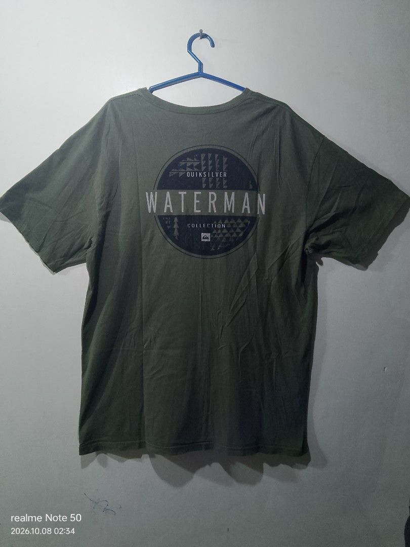 Quiksilver Tshirt (Category: Tshirts & Polo Shirts ) located in San Ildefonso. Submitted by cristopherthrifts (Listing ID 1467084284, Image 1). Description: Quiksilver Tshirt -Size XL on tags W22 L25 -olive green in color -perfect for everyday used.