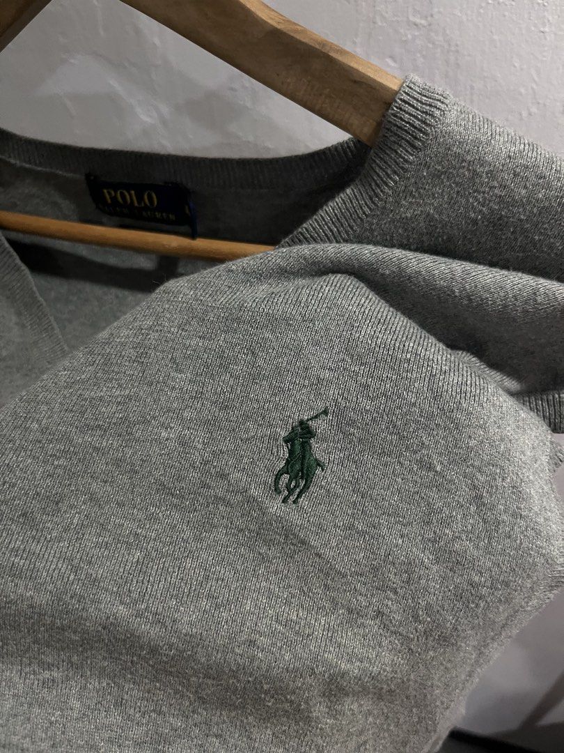 Ralph Lauren Knitted Vest (Category: Luxury Apparel) located in Virac. Submitted by _thecave (Listing ID 1467103349, Image 3). Description: Ralph Lauren Knitted Vest Excellent 9.3/10 Color Rate No Issue Tagged Size: XL Width: 23 Length: 28 .