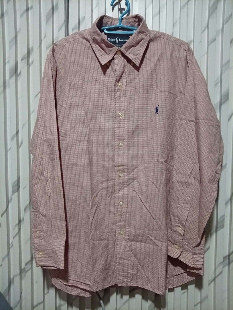 Ralph Lauren Polo longsleeve button Up ( Authentic ) (Category: Formal Shirts) located in Barotac Nuevo. Submitted by john.pritz (Listing ID 1467139880, Image 1). Description: Ralph Lauren Polo Longsleeve Button Up ( Authentic ) Like new condi no issue width 21 to 22 Length 29.