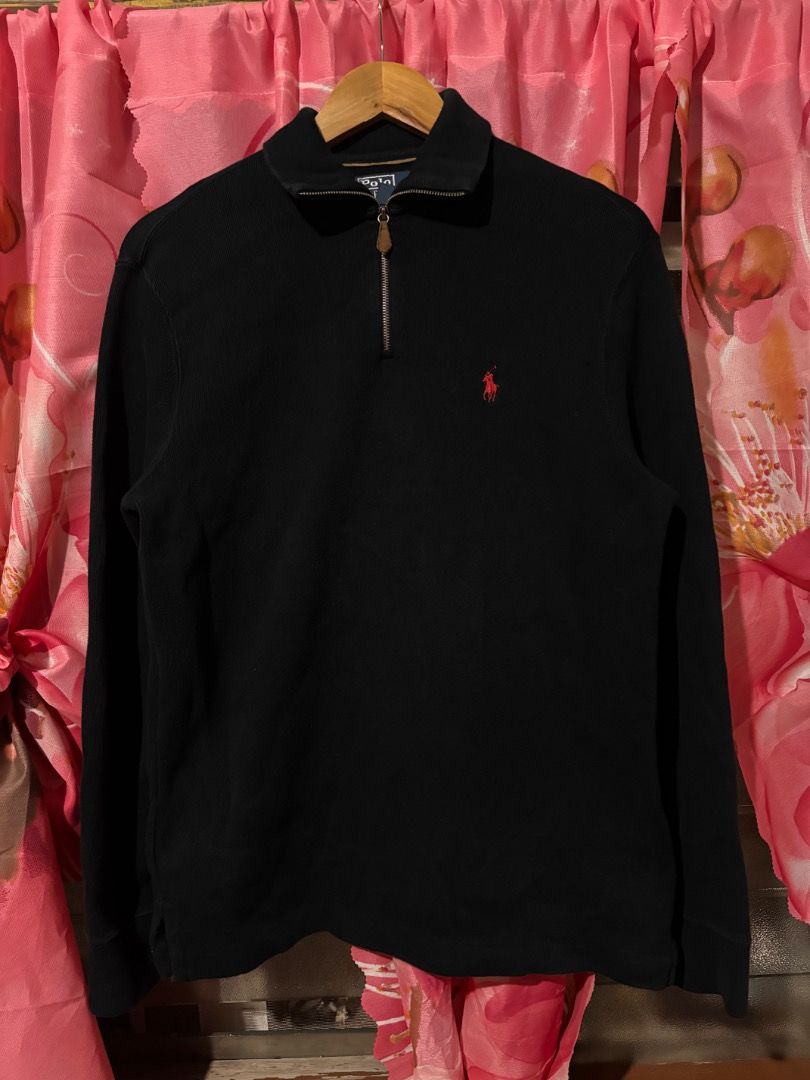 Ralph Lauren Qzip (Category: Hoodies) located in Panabo. Submitted by randolph.smallseller (Listing ID 1467134047, Image 1). Description: 20 x 26 excellent condition color rate : 9.5/10 no issue.