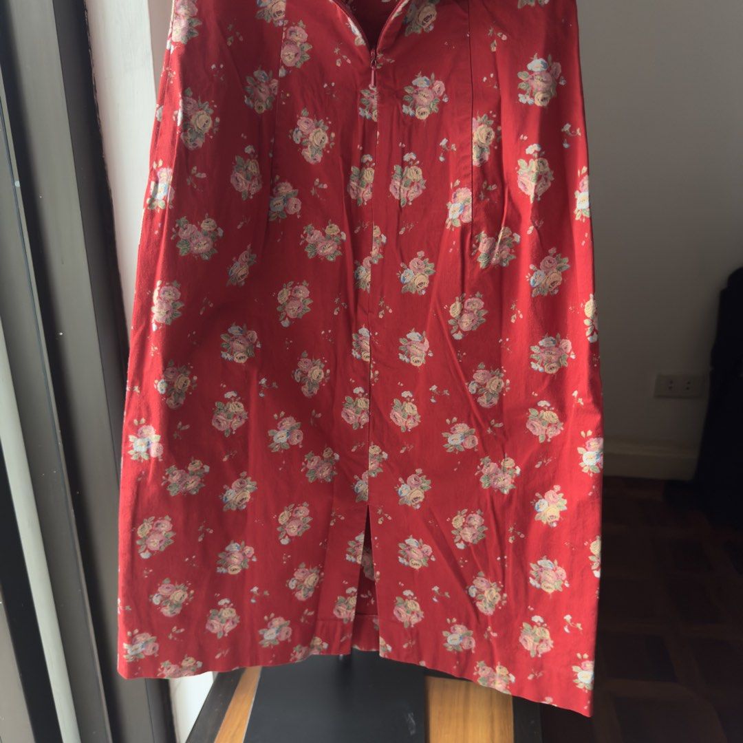 Ralph Lauren Halter Dress (Category: Dresses) located in Makati City. Submitted by avlca (Listing ID 1467038101, Image 3). Description: Ralph Lauren sleeveless halter size 2 96% cotton RFS: doesn’t fit me anymore 📦 Buyer to arrange pickup from my address 📍 Legazpi Village, Makati Buyers to please note: - I do not entertain accounts with little to no buyer/seller reviews - I do not entertain “lp?” “last price?” Instead, offers are kindly conside