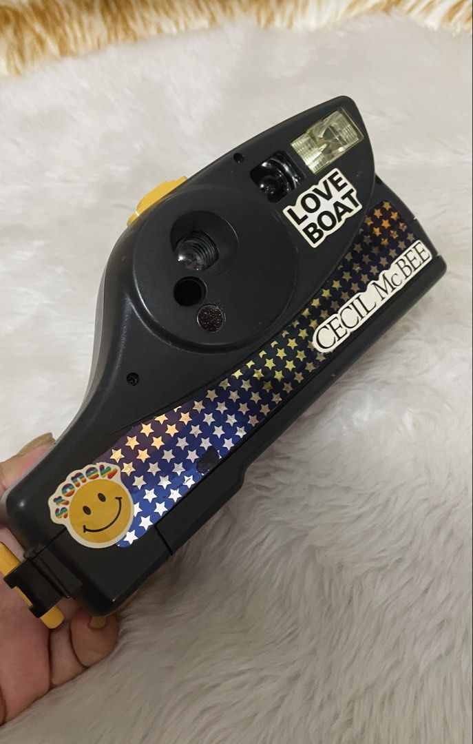 Rare Cecil Mcbee JoyCam Camera with cartridges AS IS (Category: Vintage Collectibles) located in Quezon City. Submitted by sissymissy1527 (Listing ID 1467113569, Image 3). Description: ➡️4packs of cartridge, naiopen yong isa to test at nasa loob ng camera. Expired na rin po yong cartridges but meron pa battery ang cartridge (exp. nov.2004) ➡️Joycam : flash in good working condition but yong yellow puller hindi nya na nya nahahatak ang paper film.