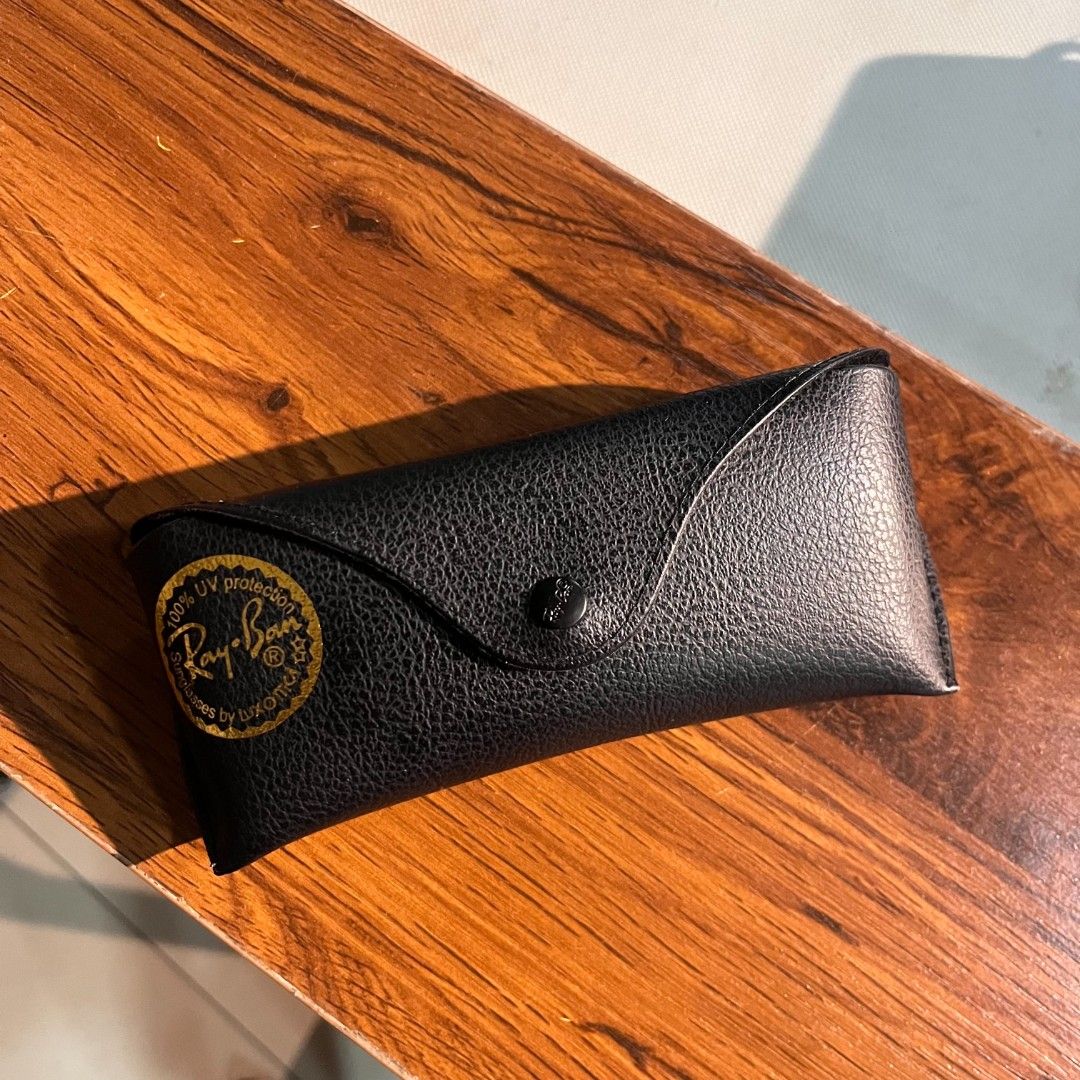Ray Ban (Category: Men's Watches) located in Manila. Submitted by ronmarbeni45920 (Listing ID 1467152555, Image 2). Description: Excellent No issue bought it from japan surplus -2000 Freeshipping.