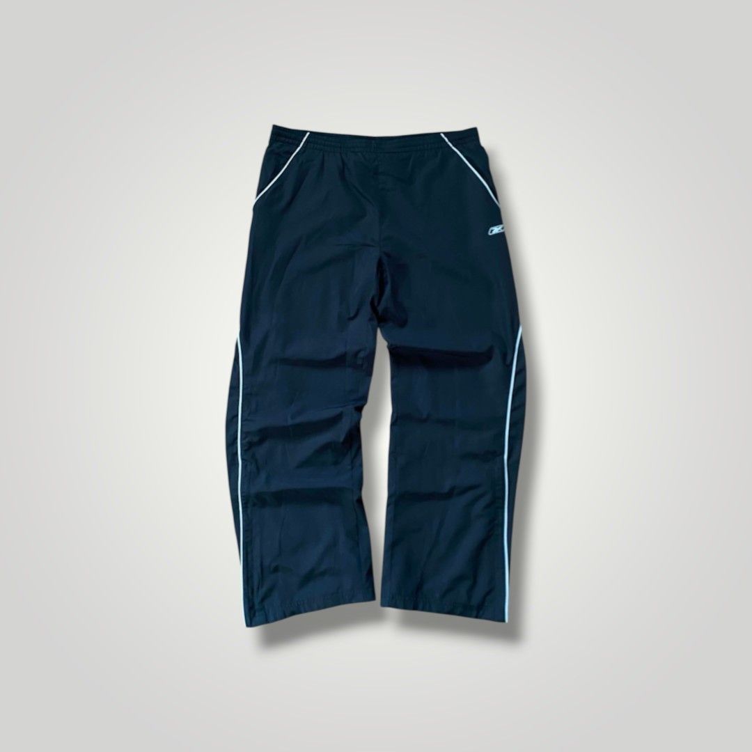 Reebok Track Pants 💥 (Category: Jeans) located in Batangas. Submitted by adoboqt (Listing ID 1466992851, Image 1). Description: .
