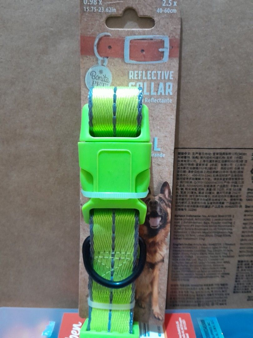 REFLECTIVE DOG COLLAR Med/Large (Category: Homes & Other Pet Accessories) located in Makati City. Submitted by mylynmylyn (Listing ID 1467021961, Image 1). Description: brandnew item available red Medium Neon Green Large area-Palanan Makati.