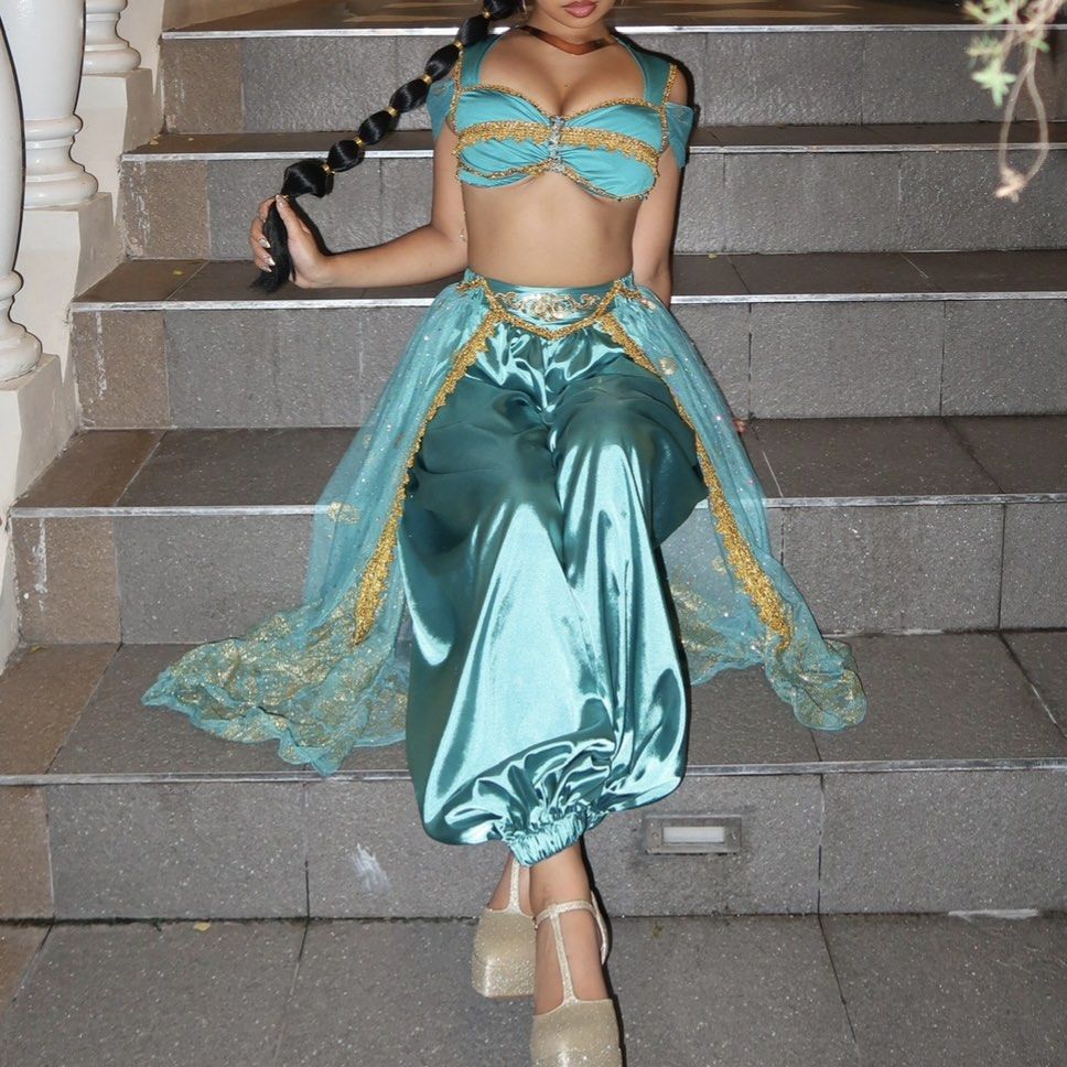 RENT: Princess Jasmine Costume (Category: Sets or Coordinates) located in Manila. Submitted by alexandrasaintmleux (Listing ID 1398685609, Image 1). Description: FOR RENT ONLY!! - Fits S-M sizes - necklace, top & pants included NOT AVAILABLE: October 24.