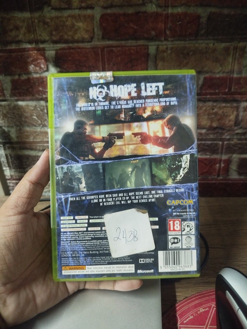 Resident Evil 6 Xbox 360 Game (Category: Xbox) located in Binan City. Submitted by pumpkiiin02 (Listing ID 1467040846, Image 2). Description: - Title: Resident Evil 6 - Platform: Xbox 360 (PAL Region) - Condition: Tested and working game disc - Includes: Original green plastic case, cover art insert, instruction manual booklet, and Disc 1 - Genre: Survival horror action shooter - Modes: Play solo or cooperative multiplayer.