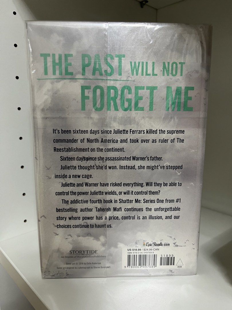 Restore Me DELUXE LIMITED EDITION with stenciled edges (Category: Storybooks) located in Marikina City. Submitted by fab.finds.by.a (Listing ID 1467082332, Image 2). Description: .