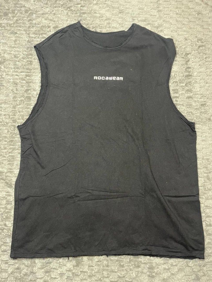 rocawear tanktops (Category: Activewear) located in Cagayan de Oro. Submitted by smoothstyle (Listing ID 1467095105, Image 1). Description: Rocawear tanktop Excellent condition 9.5/10 color rate Size XL dimes: 25x33 no issue.