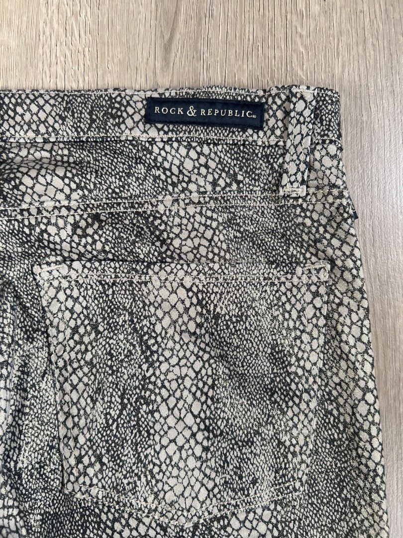 Rock & Republic snakeskin jeans (Category: Jeans) located in Angeles City. Submitted by mark.happenss (Listing ID 1467075632, Image 3). Description: Rock & Republic “Berlin” Metallic Snakeskin / Python Print Jeans Waist: 32-34 Length: 41 Thigh: 10 Hem: 7.5.