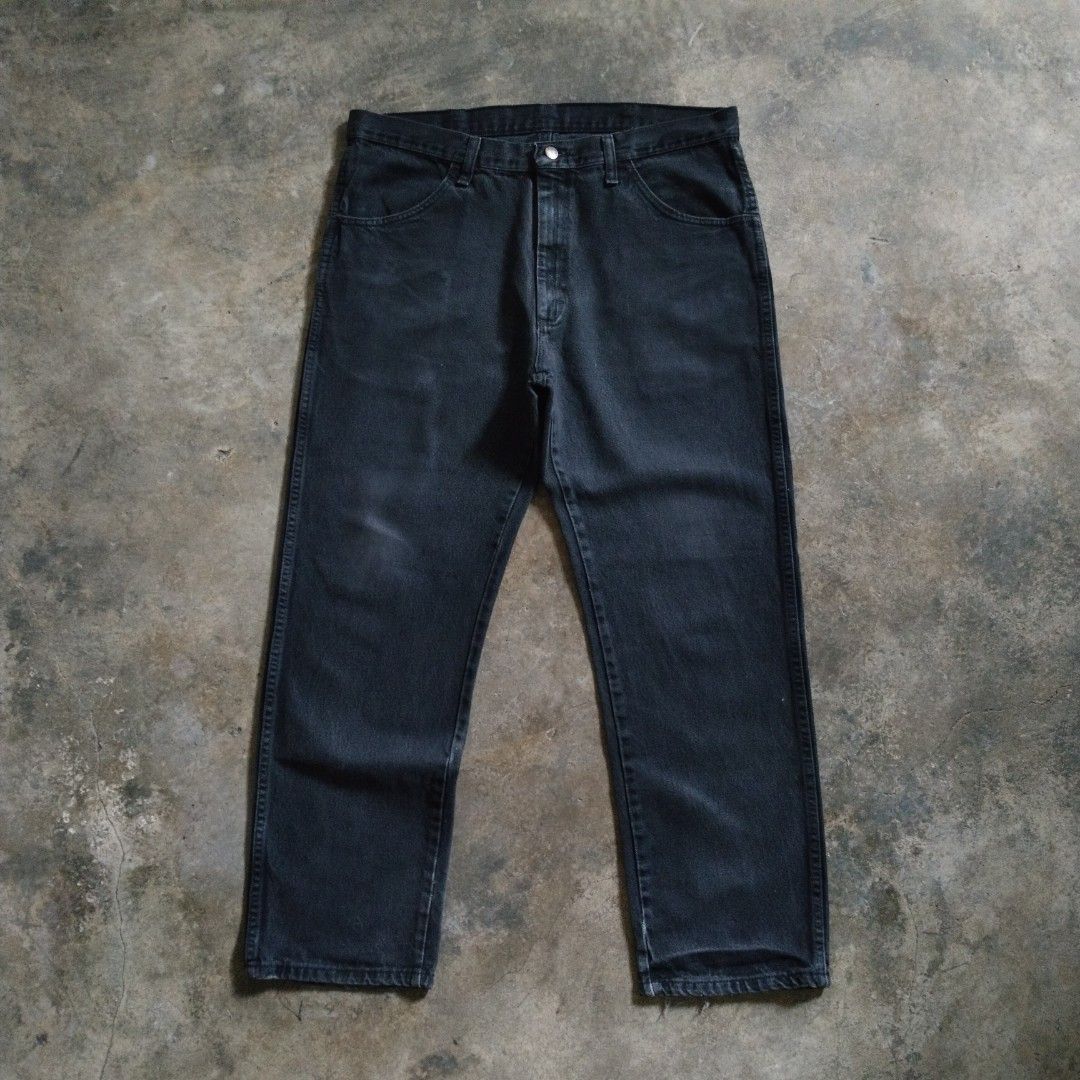 rustler black denim jeans (Category: Jeans) located in Bulacan. Submitted by hustleoverluckphv2 (Listing ID 1467032633, Image 1). Description: rustler black denim jeans 36 x 29 on tag Measurements Waist - 36" Length - 39" Hem - 8" Thigh - 12" Inseam - 27" Claim - 499.