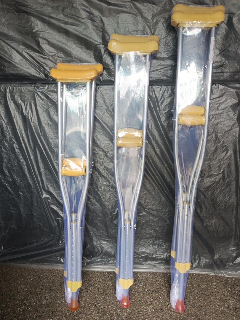 Saklay adjustable height (Category: Medical Supplies & Tools) located in Quezon City. Submitted by indaytals (Listing ID 1467152862, Image 1). Description: Saklay Onhand COD Gcash Bank Pick up Deliver .