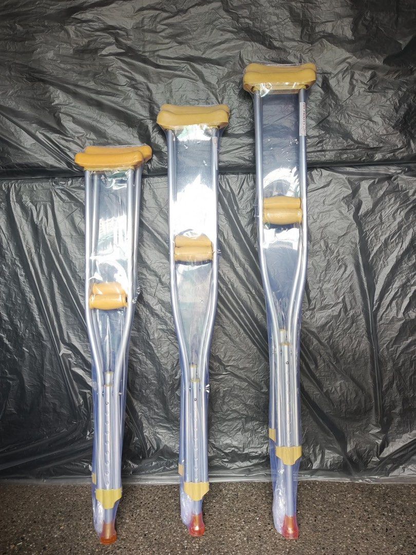 Saklay adjustable height (Category: Medical Supplies & Tools) located in Quezon City. Submitted by indaytals (Listing ID 1467152862, Image 2). Description: Saklay Onhand COD Gcash Bank Pick up Deliver .