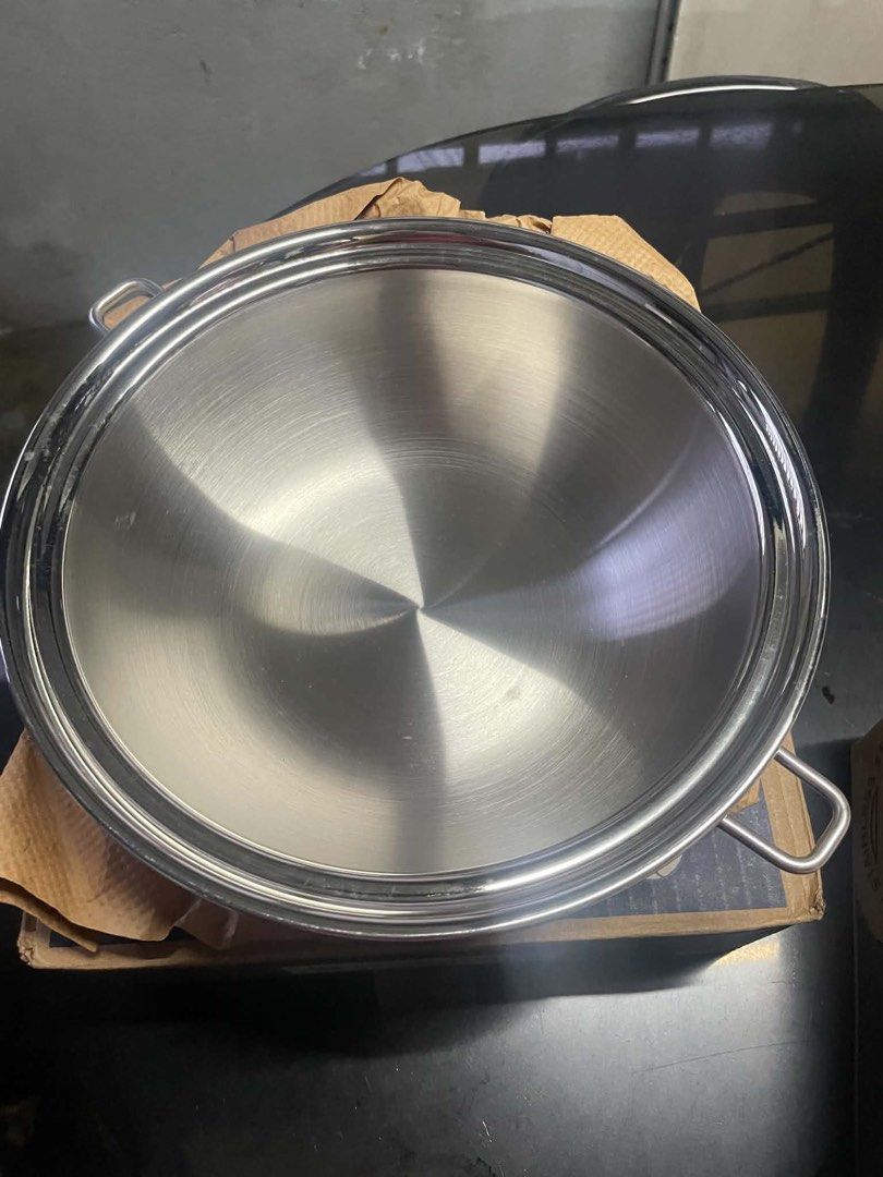 Saladmaster 3 qts ultimate culinaire (Category: Cookware & Accessories) located in Caloocan City. Submitted by royalmoon_9b998b (Listing ID 1467094276, Image 2). Description: Saladmaster 3qts ultimate culinaire.