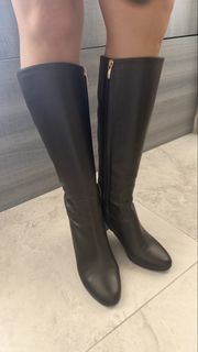 （分類：）位於 。 由 vanessavkee 提交（商品編號 1466981471，圖片 1）。簡介： 。