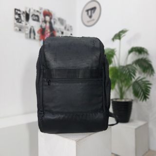 (Kategori: ) berada di . Dikirim oleh tasmantan_caturspeed (ID iklan 1467106019, Gambar 1). Deskripsi: .