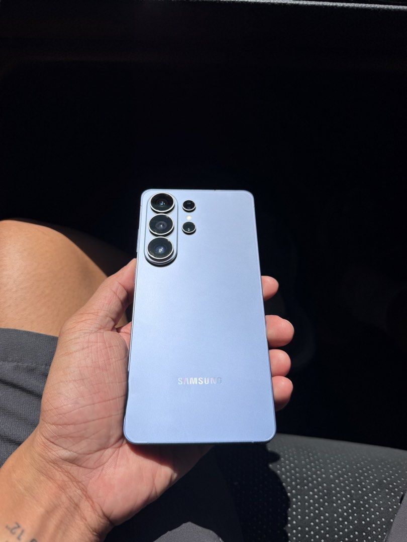 Samsung S26 Ultra 512GB (Category: Samsung) located in Manila. Submitted by cool.joegoldberg (Listing ID 1467006165, Image 2). Description: .