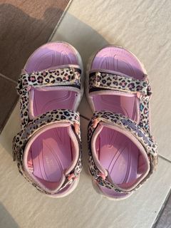 (Category: ) located in . Submitted by ummul252 (Listing ID 1467041835, Image 1). Description: .